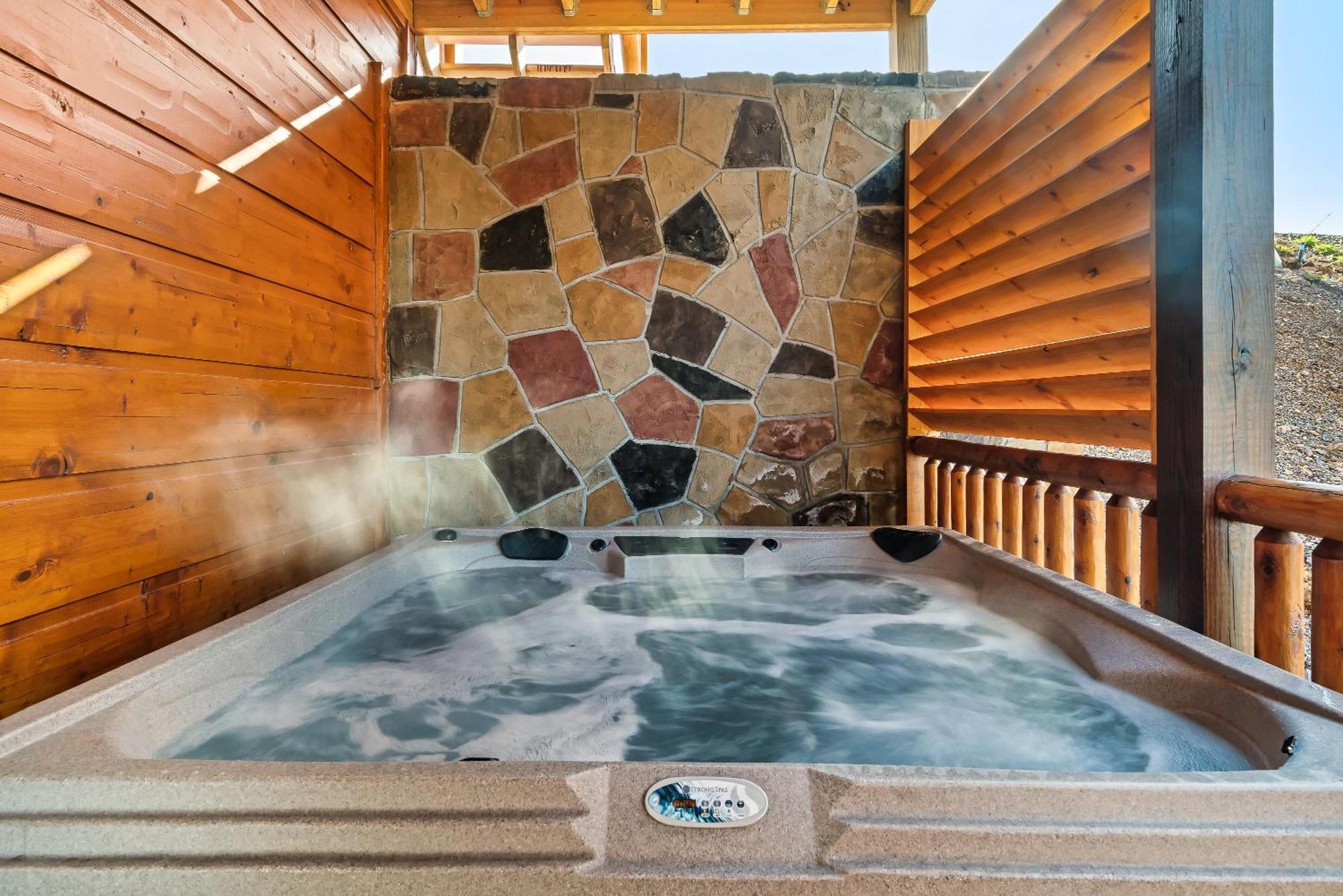 Full Equipped Cabin With A Pool And Game Room Smokies Views Gatlinburg Bagian luar foto