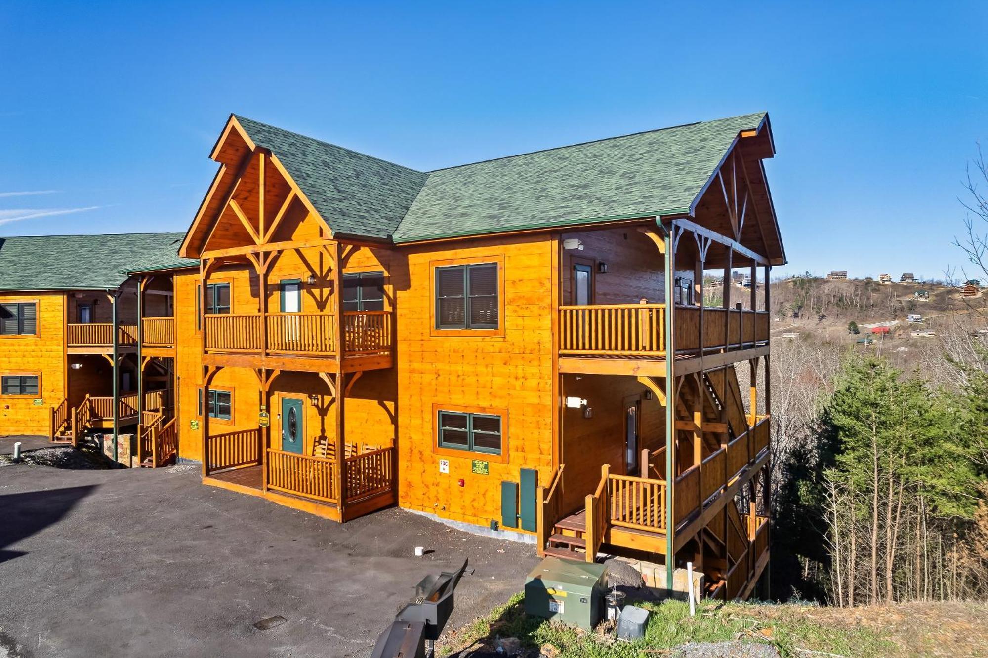 Full Equipped Cabin With A Pool And Game Room Smokies Views Gatlinburg Bagian luar foto