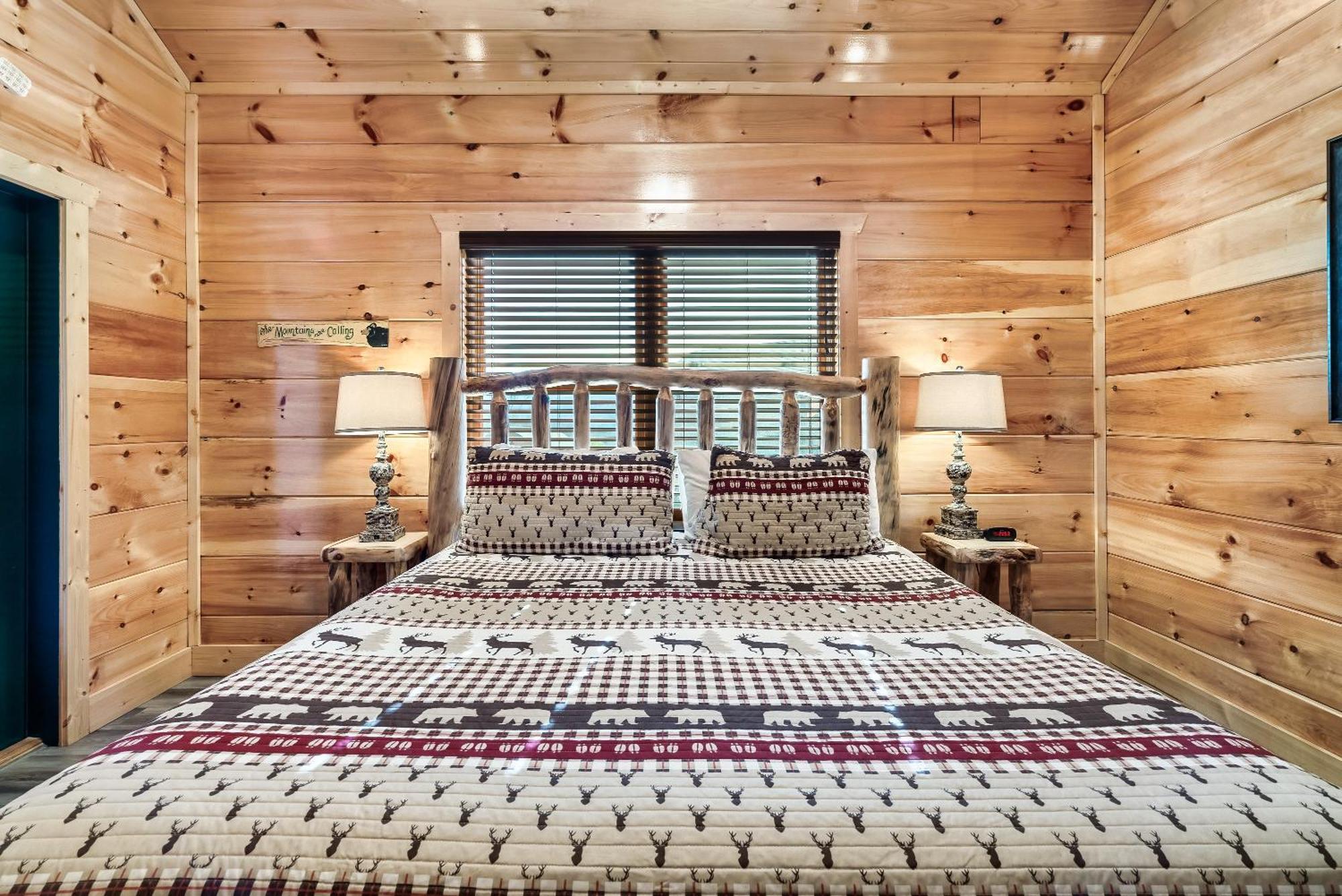 Full Equipped Cabin With A Pool And Game Room Smokies Views Gatlinburg Bagian luar foto